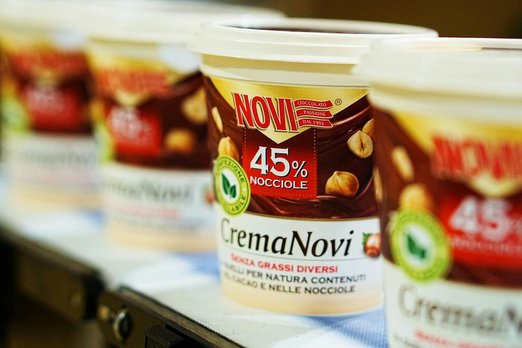 Yogurt italiani in un supermercato